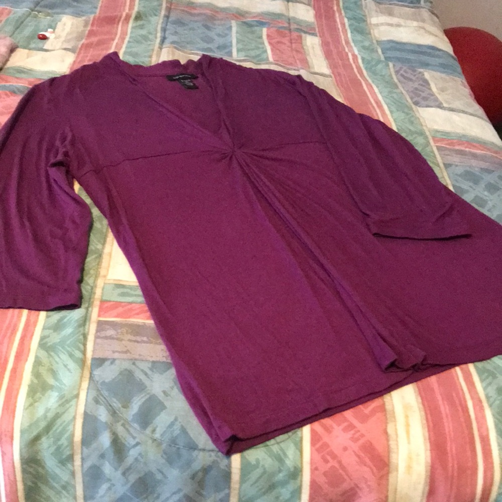 V neck top